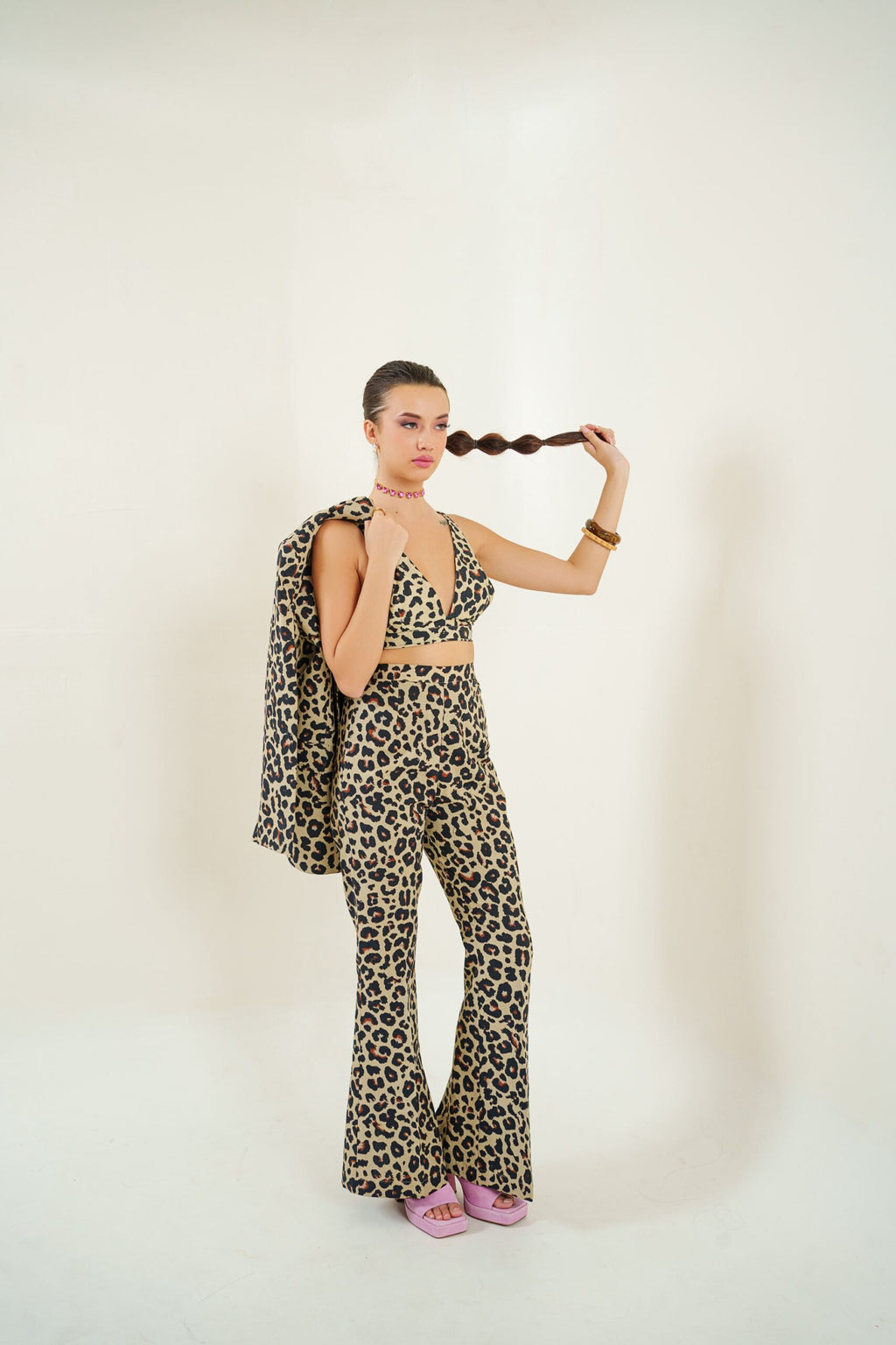 Leo Set