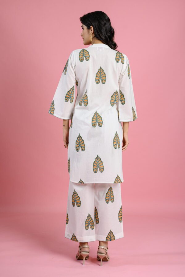 Leafy set