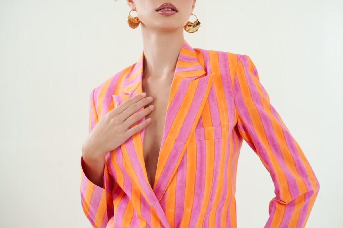 OrPink Blazer closeup