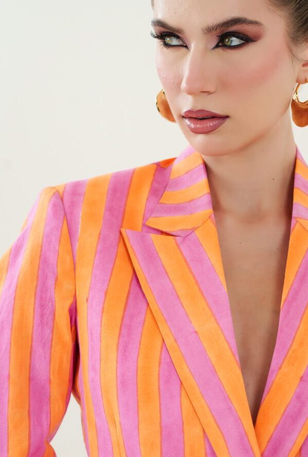 OrPink Blazer closeup model looking left