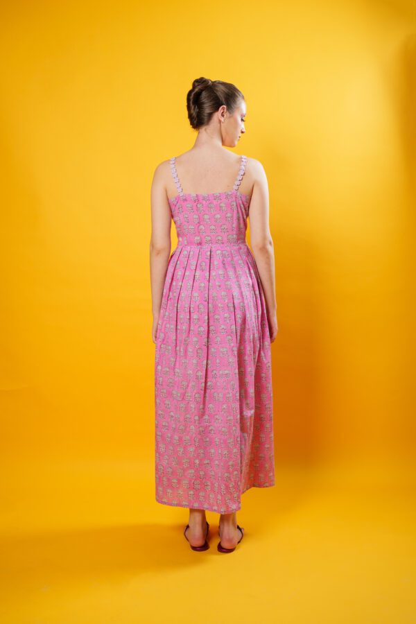 backside of the full length mimosa dress