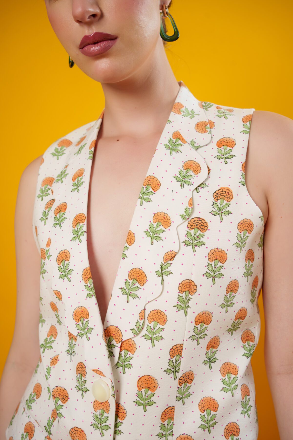 peachy set blazer details