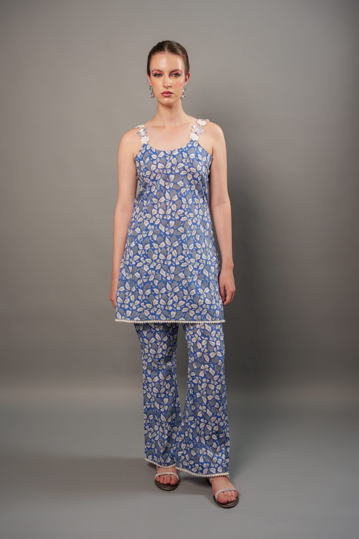 Sapphire Set full length