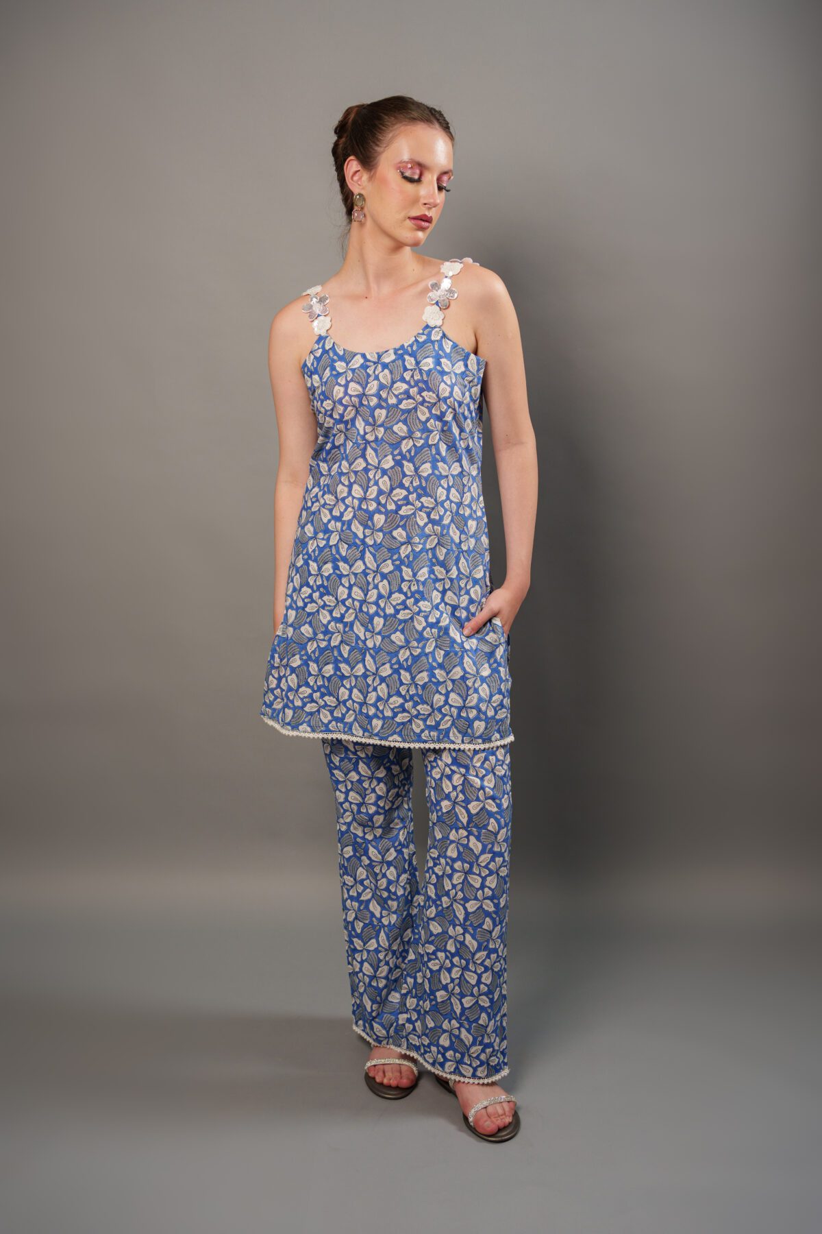 sapphire set full length model looking right