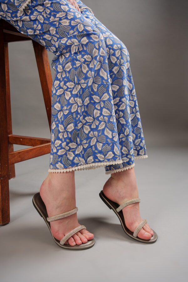 sapphire set pants lace detail