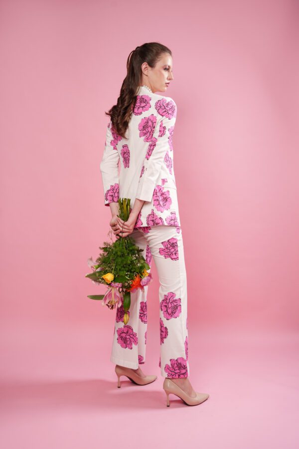 blush set model holding flowers backside