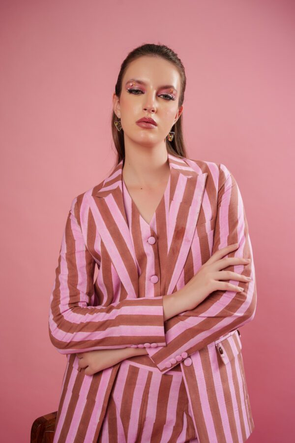 Rosewood set blazer details