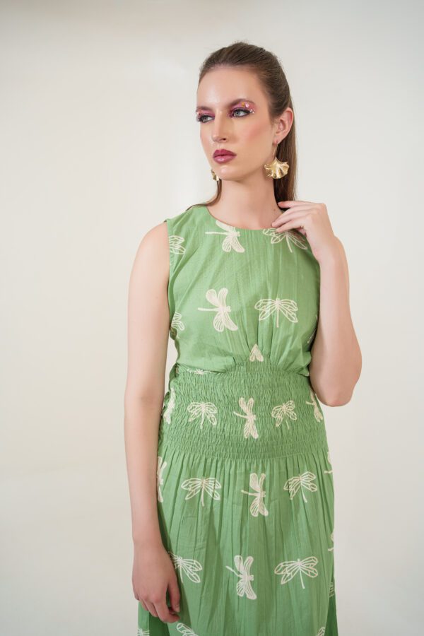 firefly dress zoomed in version, model looking left