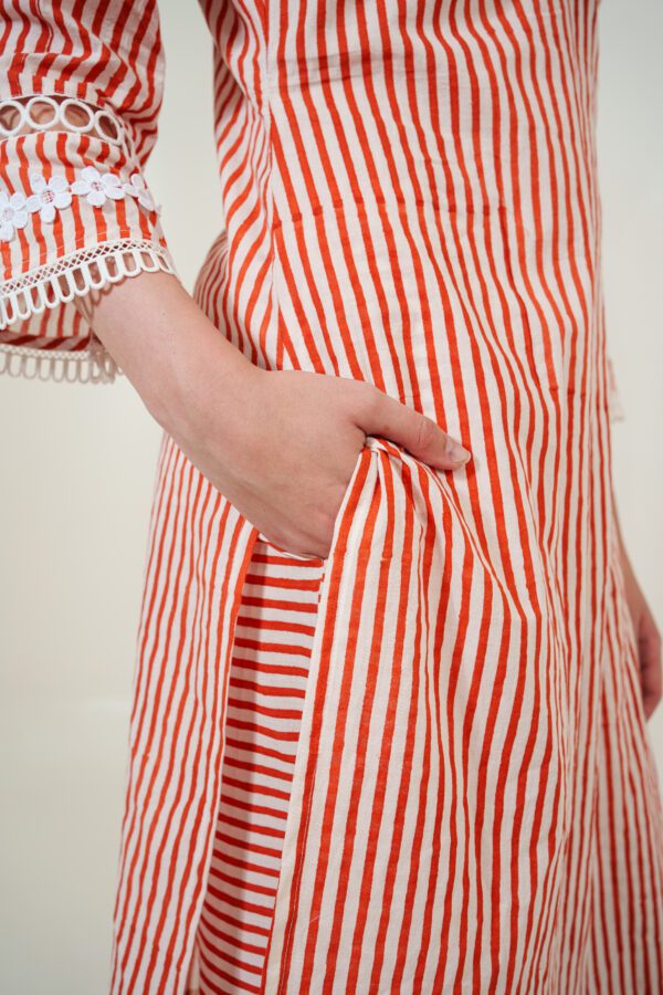 Berry set pocket details