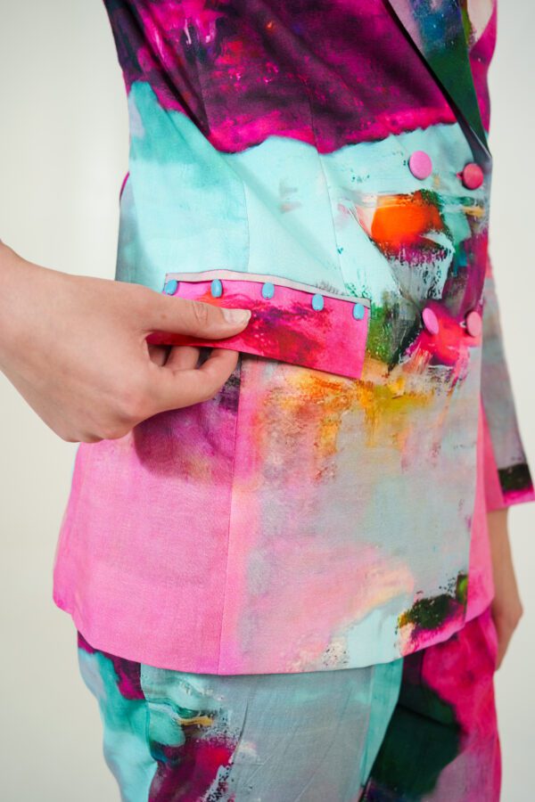 canvas set side pocket detail
